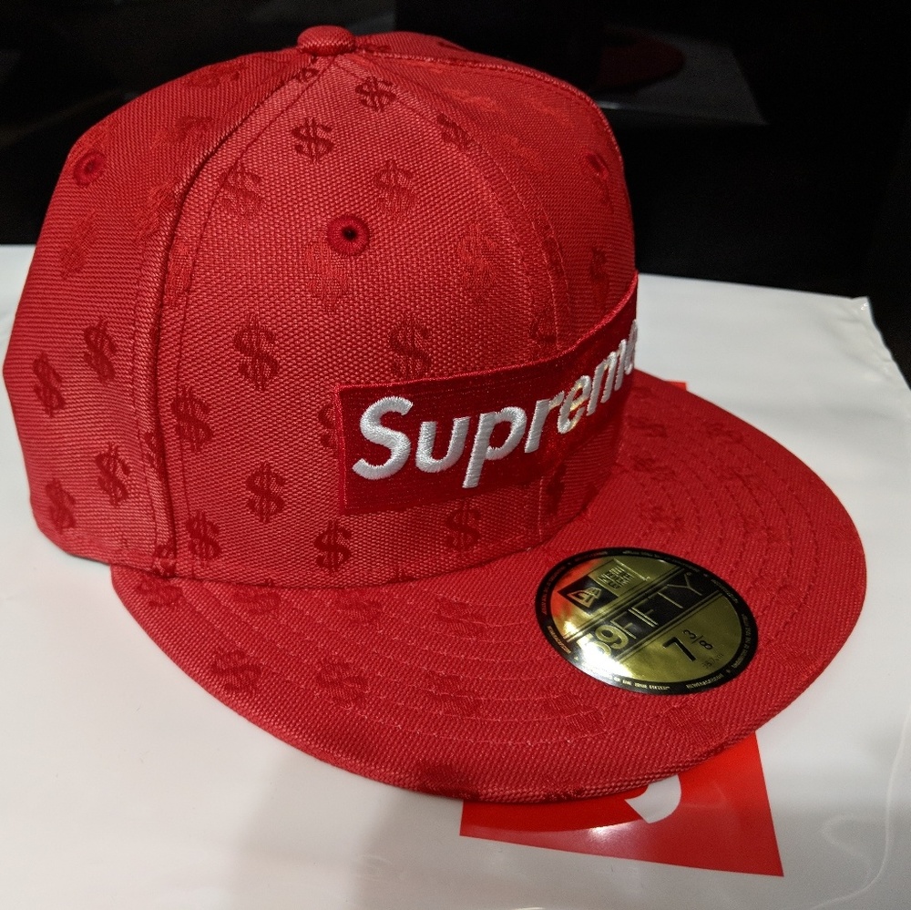 Supreme Monogram Box Logo x New Era Hat size 7 3/8